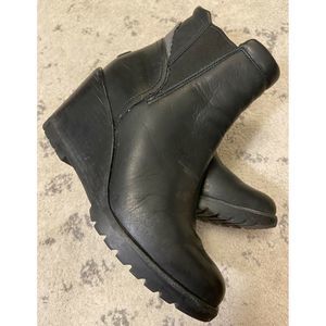 Sorel Women's Leather Chelsea Wedges Ankle Boots
